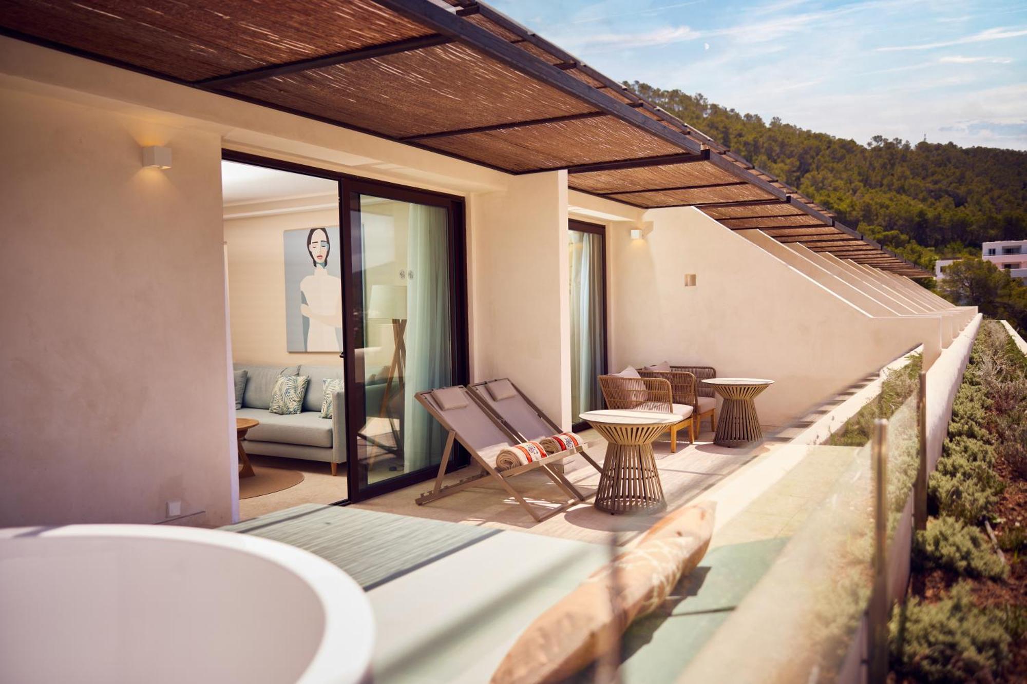 Cala San Miguel Ibiza Resort, Adults Only, Curio Collection By Hilton Port de Sant Miguel المظهر الخارجي الصورة