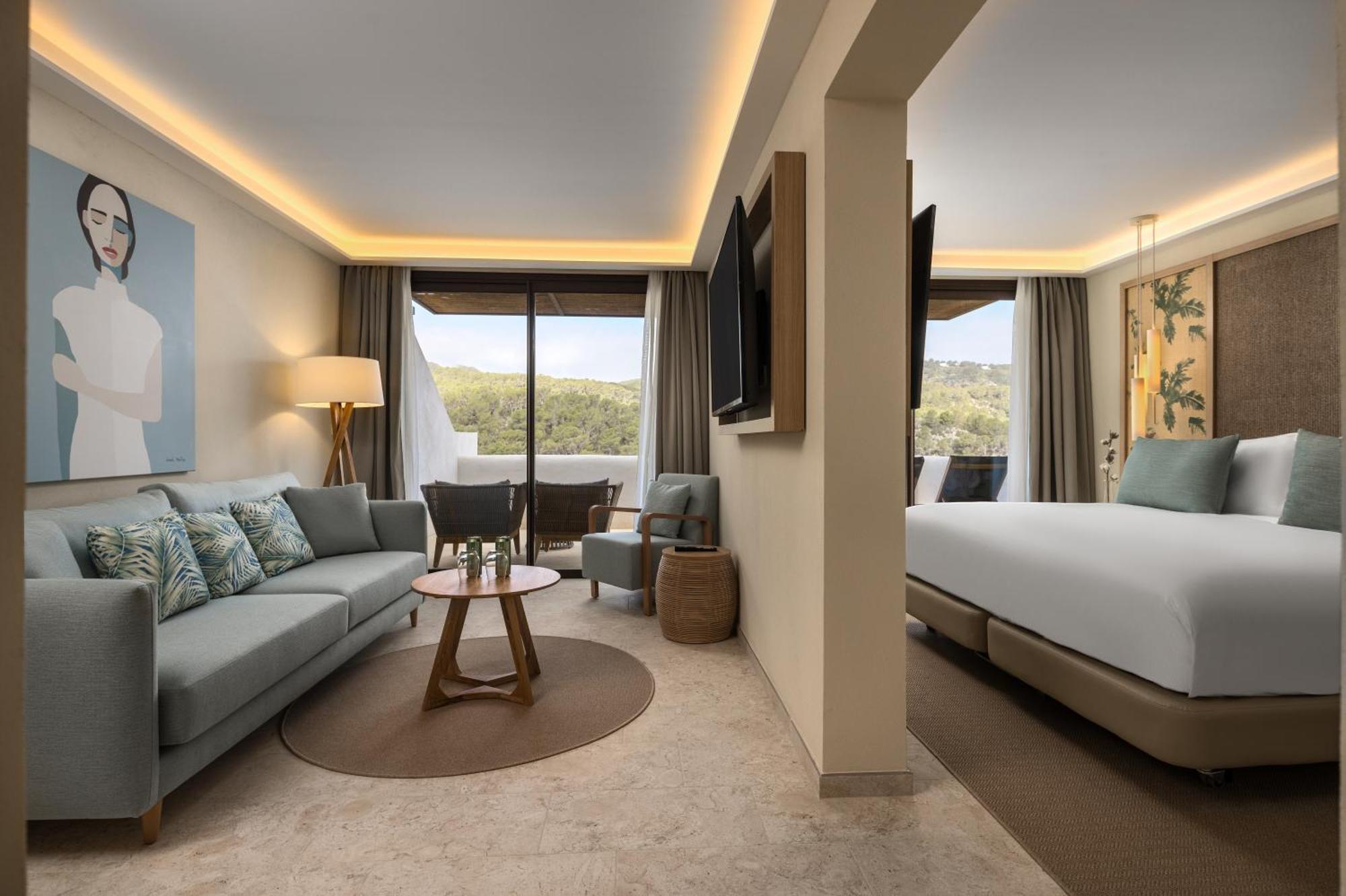 Cala San Miguel Ibiza Resort, Adults Only, Curio Collection By Hilton Port de Sant Miguel المظهر الخارجي الصورة