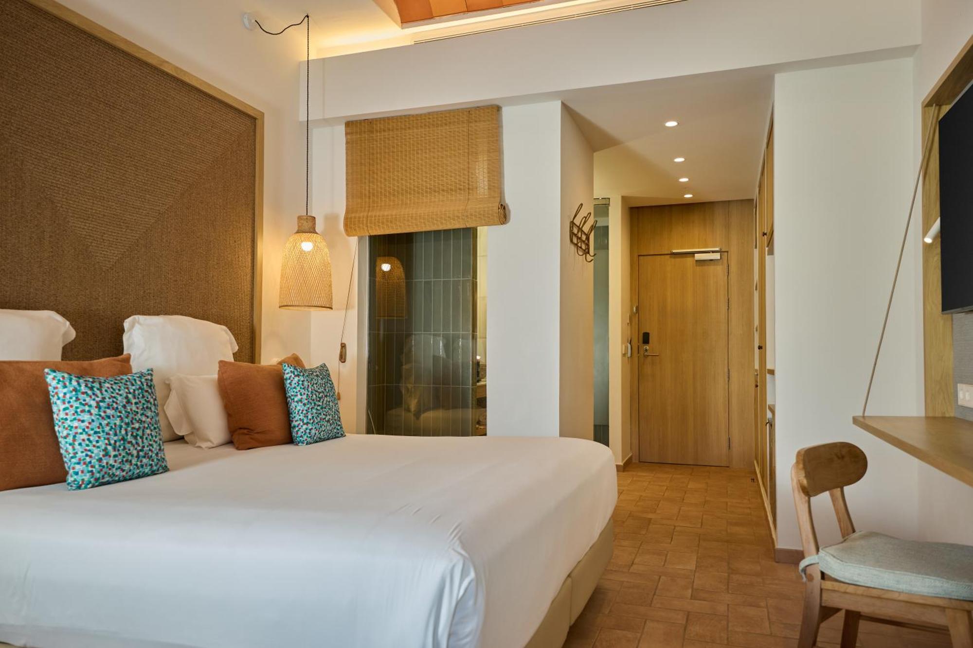 Cala San Miguel Ibiza Resort, Adults Only, Curio Collection By Hilton Port de Sant Miguel المظهر الخارجي الصورة