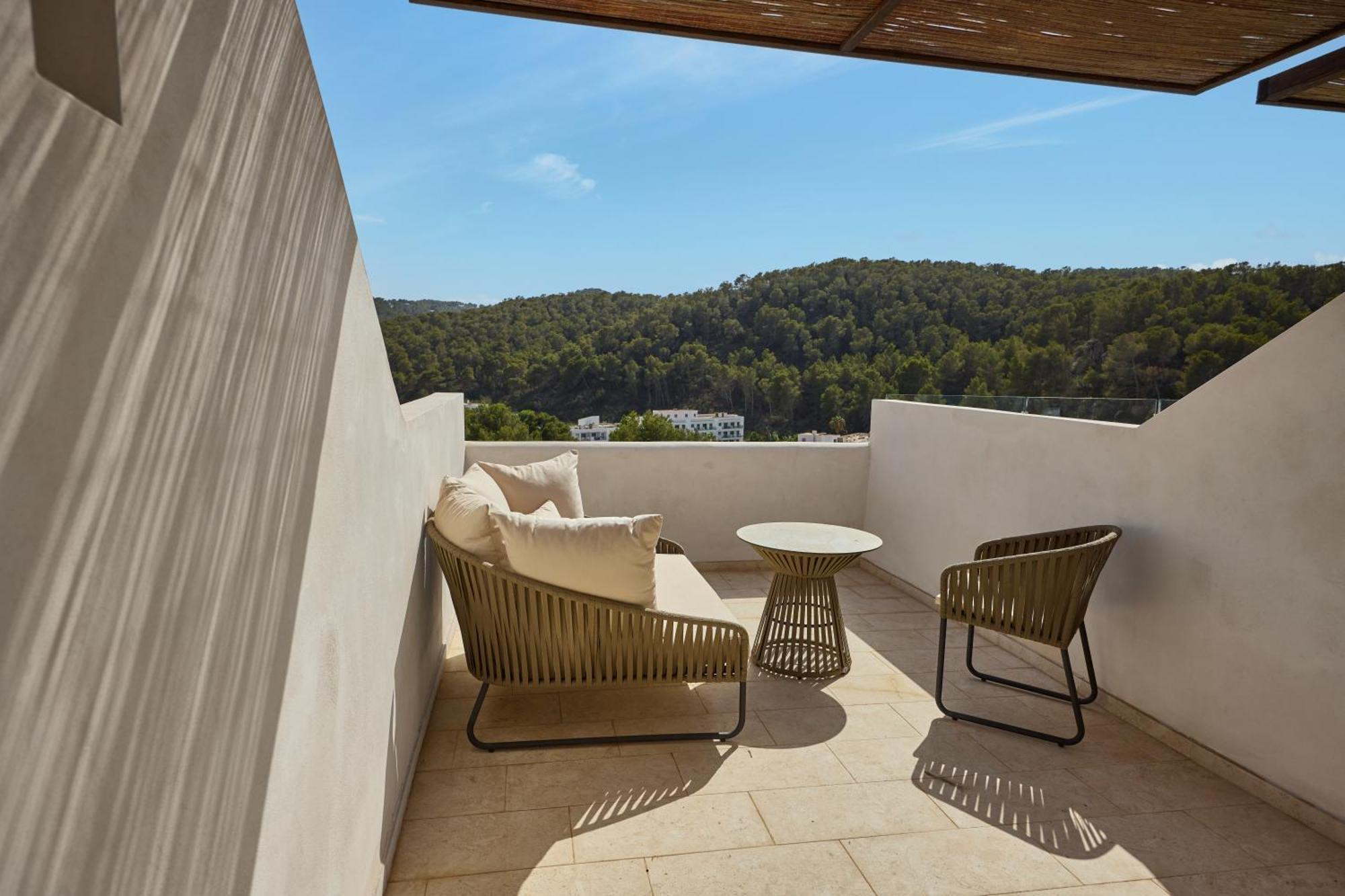 Cala San Miguel Ibiza Resort, Adults Only, Curio Collection By Hilton Port de Sant Miguel المظهر الخارجي الصورة